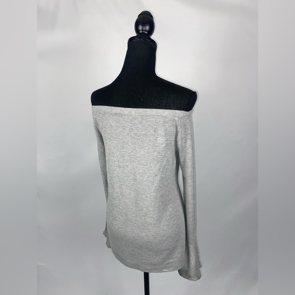 Blouse Top Off the shoulder Belle sleeves Medium Gray Top blouse - Picture 6 of 9